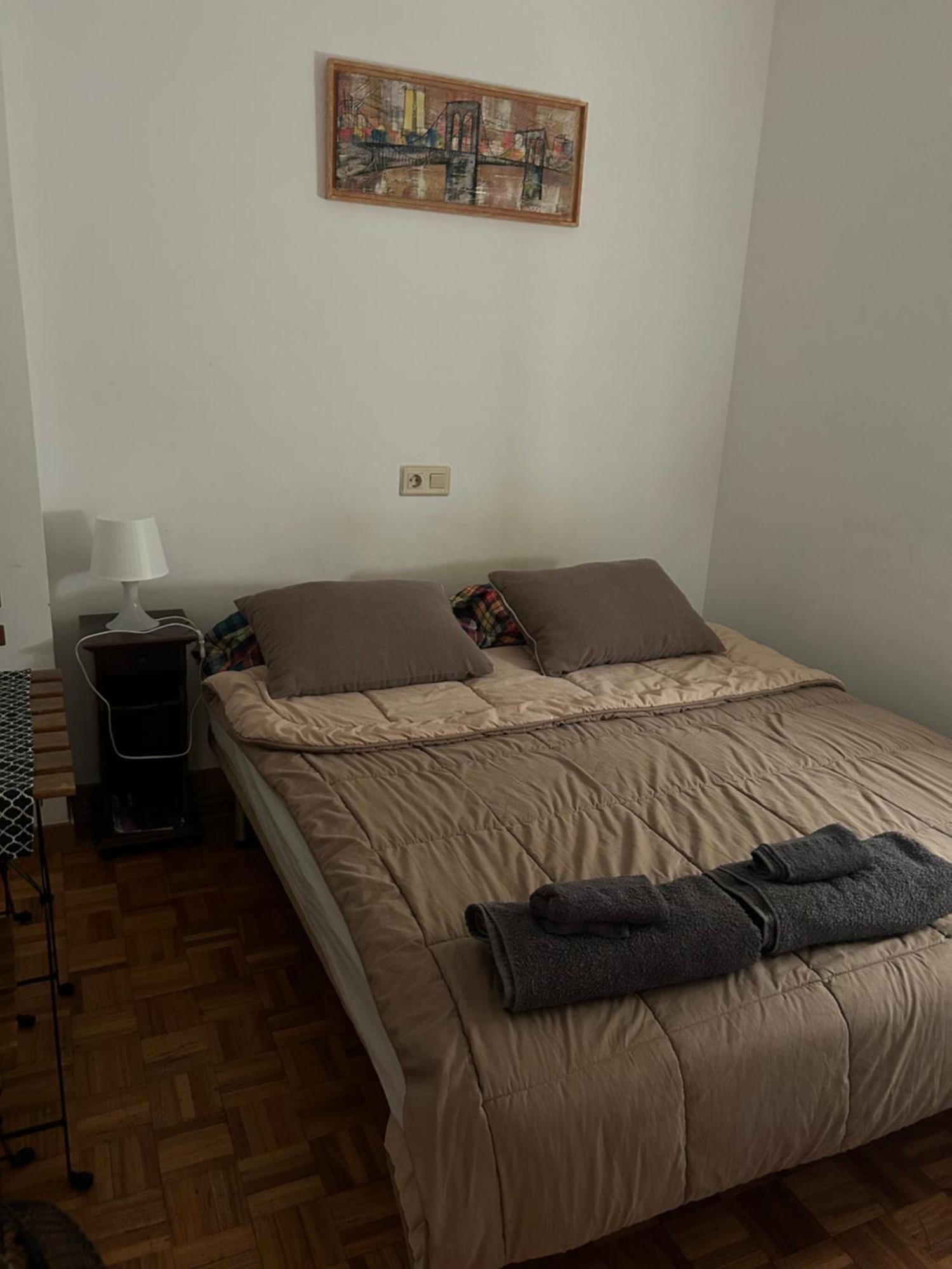 شقة Habitacion Doble En Figueres فيغيريس المظهر الخارجي الصورة